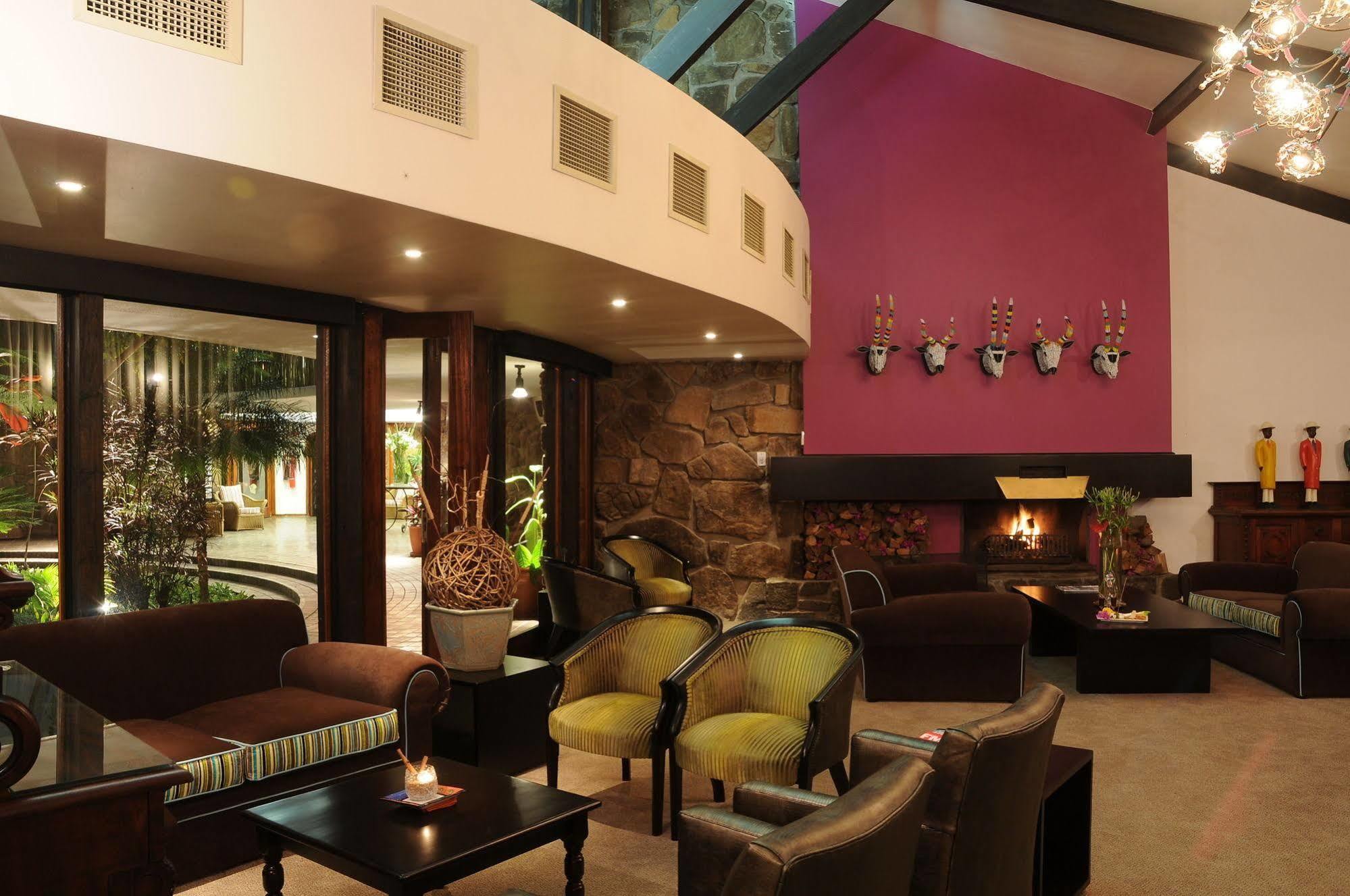 Protea Hotel Winkler White River Kültér fotó